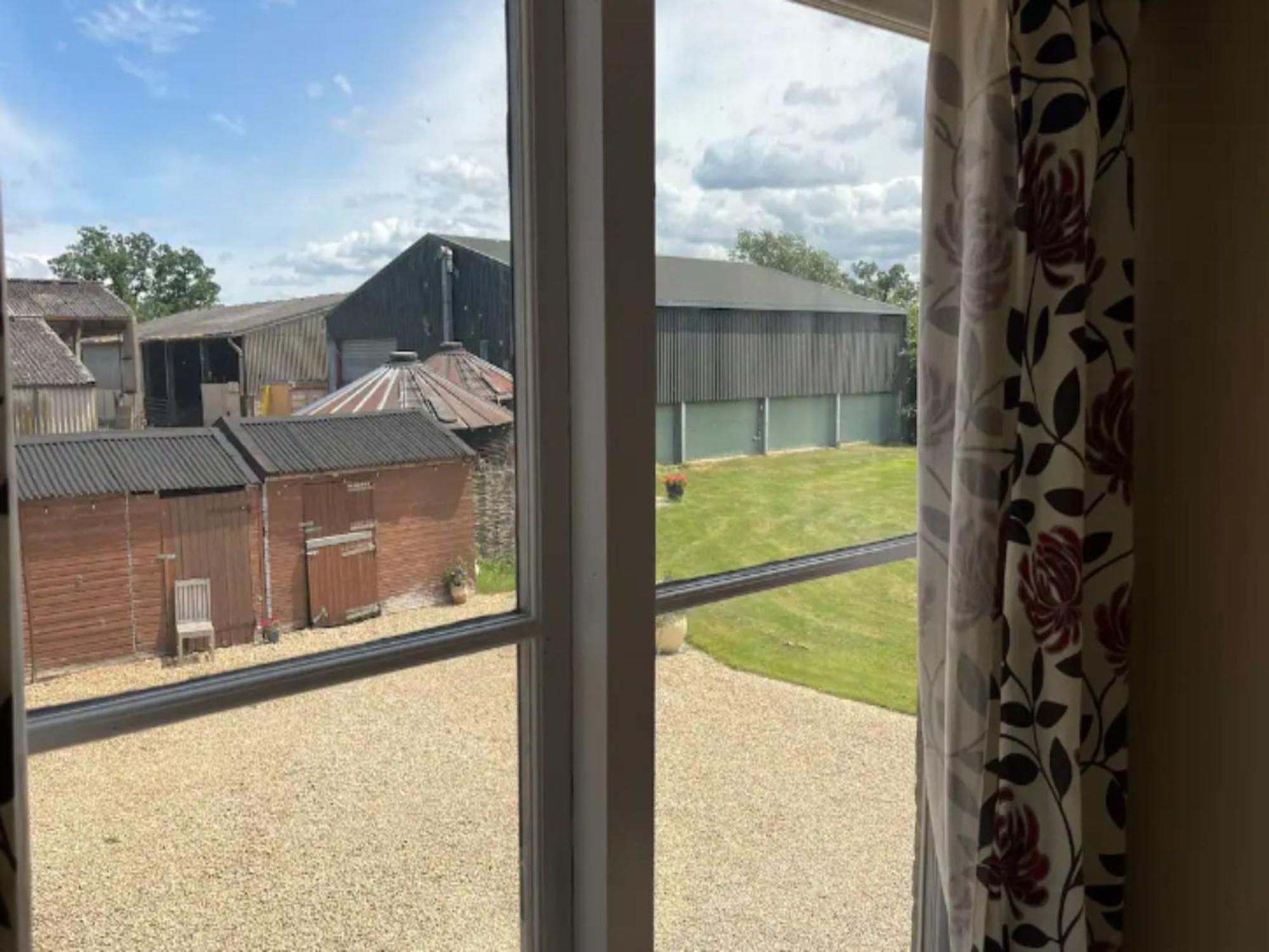 Pass The Keys Hare Cottage Wonderful Views And Parking Moreton-in-Marsh Buitenkant foto